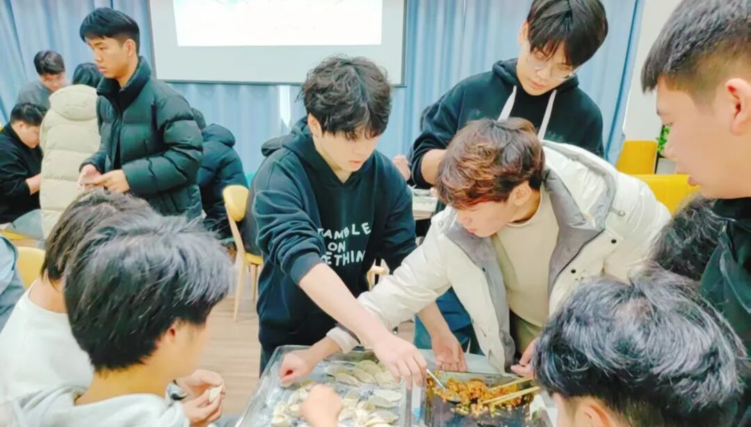 冬至守長(zhǎng)夜，筆鋒破重關(guān)！